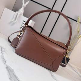 Picture of Loewe Handbags _SKUfw242184397fw